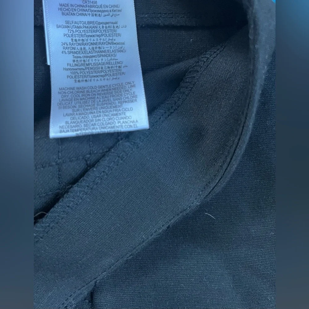 BCBGeneration Women's Black Knit Stretch mini skirt Sz. XS NWOT - Picture 6 of 7